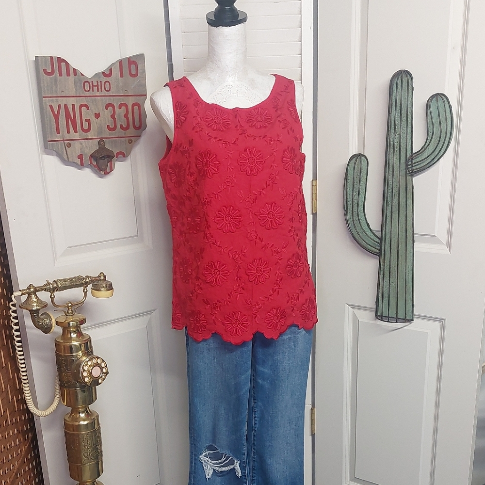 Talbots Red Floral Embellished Sleeveless Top Medium - Picture 2 of 14